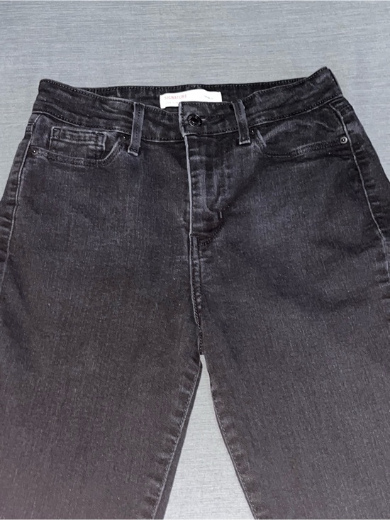 Signature by Levi Strauss Denim - Signature by Levi Strauss Black Skinny Women’s Jeans SMALL 🖤